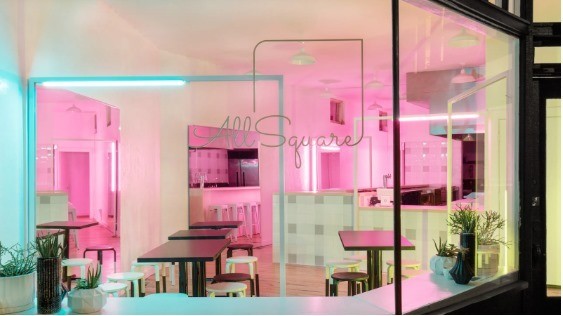 Dine in Style: Neon Lights in Restaurants and Cafés
