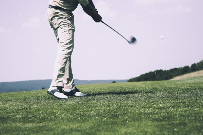 Small Room? No Problem. Here’s How to Practice Golf Indoors