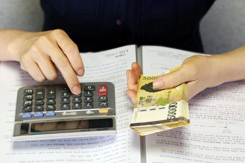 Structuring Your Property Investment: Should You Buy in Your Name, a Trust, or a Company?
