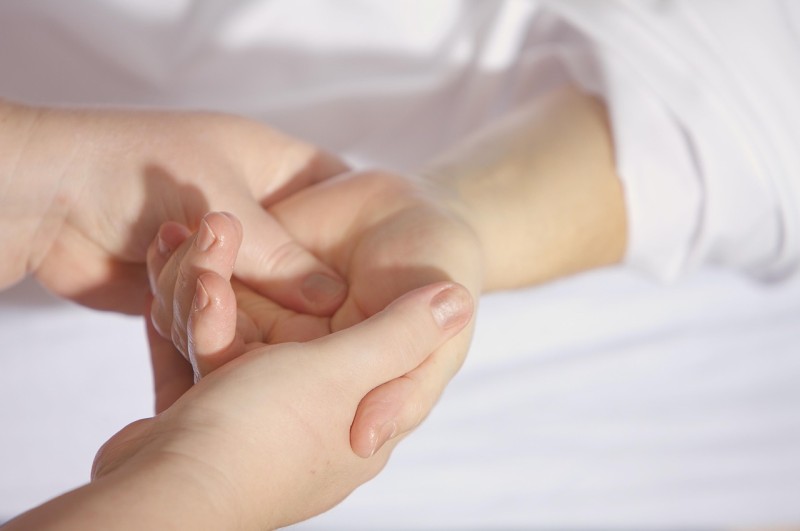 Top Reasons to Schedule a Massage While Traveling for Work